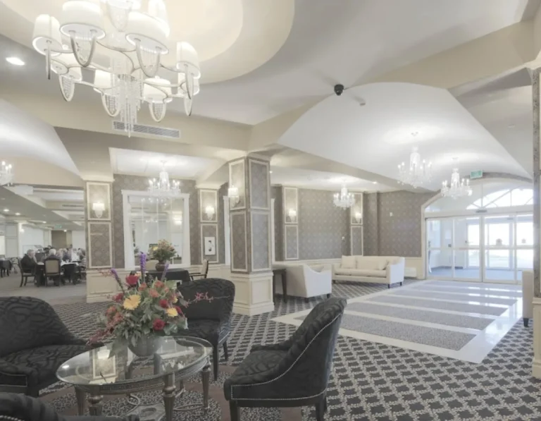 The elegant entrance at Trinity Manor Stonebridge, a senior retirement home in Saskatoon.